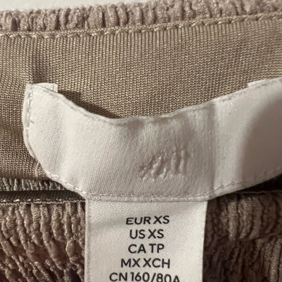 Textured Long Sleeve Top - Picture 2 of 2